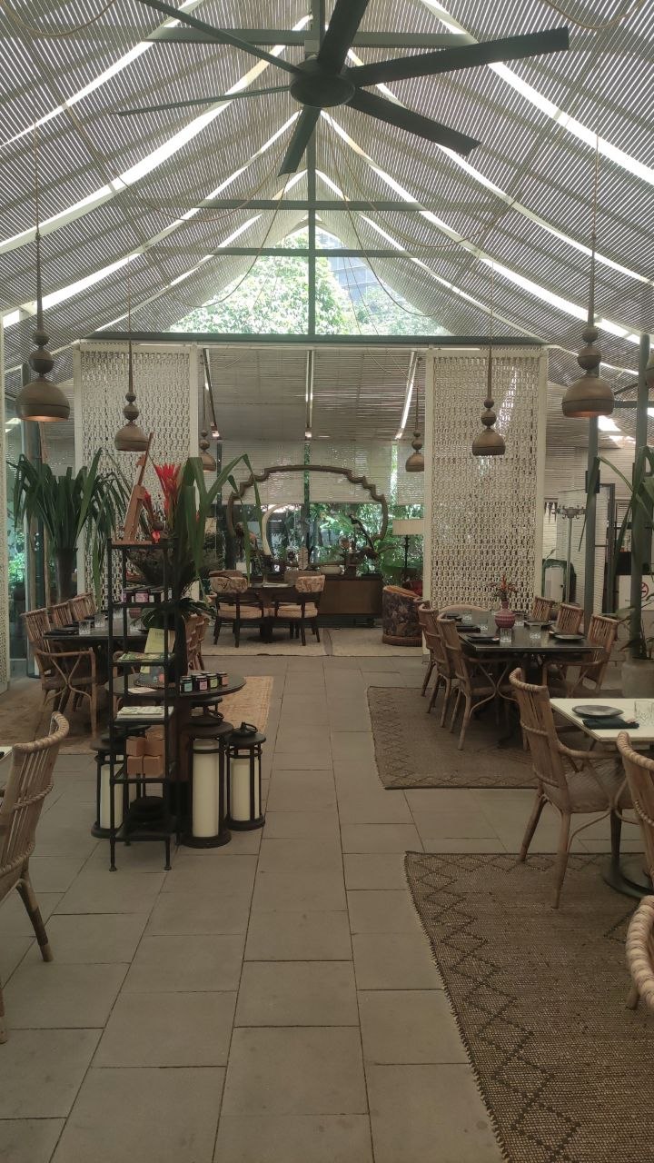 Open House, зал ресторана